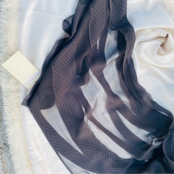 GIORGIO ARMANI Gun Black Gray Satin Silk Italy Light Charcoal Rectangular Scarf - Picture 6 of 16